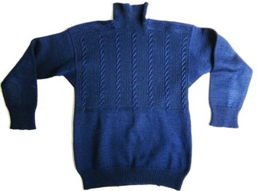 Originele trui uit Scheveningen in Nassaus blauw (Foto auteur)