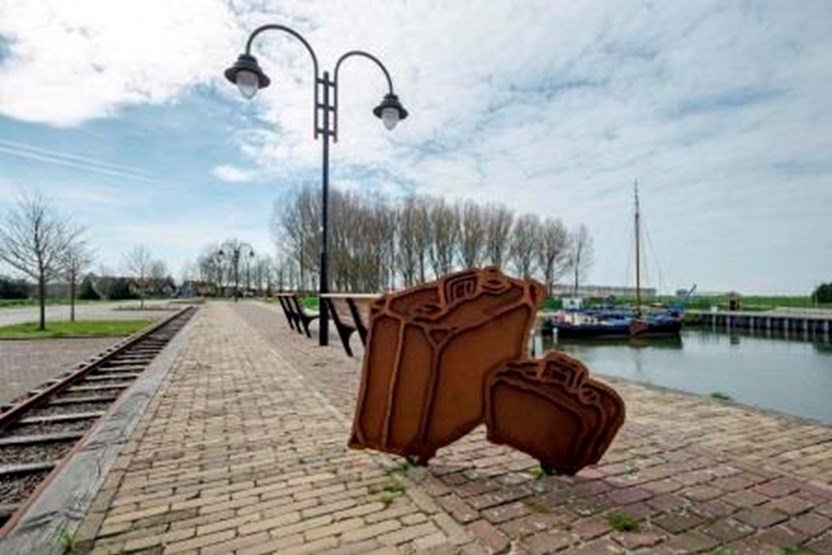 Het bagagekunstwerk van Jaap Reedijk (Foto: Hans Villerius)