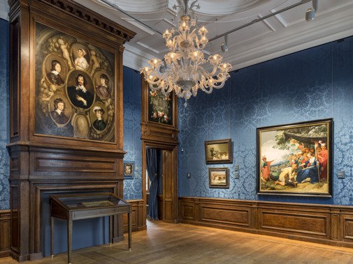 Foto van het interieur van het Mauritshuis.