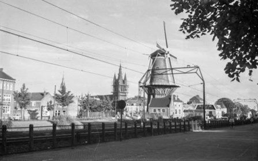 Het treinspoor in Delft. Foto: Historic Pictures of Delft