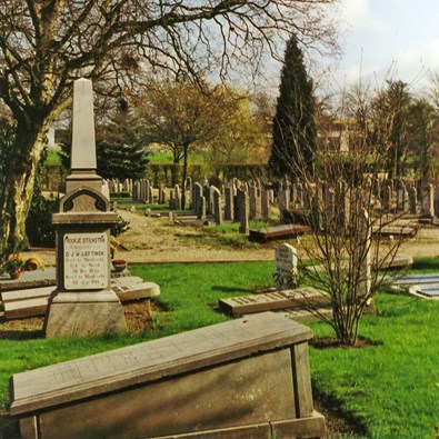 Overzicht van de algemene begraafplaats van Sliedrecht, waar veel baggeraars zijn begraven. Foto M. Hulsman