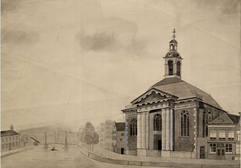 1824: tekening van de Sint Johannes de Doperkerk, de eerste kerk die de katholieken mochten bouwen na de periode van de schuilkerken. Ondanks het uiterlijk geen Waterstaatskerk. (Bron: Beeldbank Schiedam)