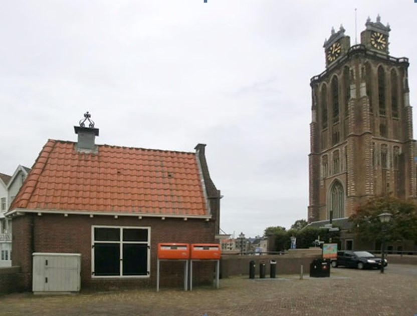 Trafohuisje aan de Lange Geldersekade in Dordrecht. (Foto: Ronald Leenheer)